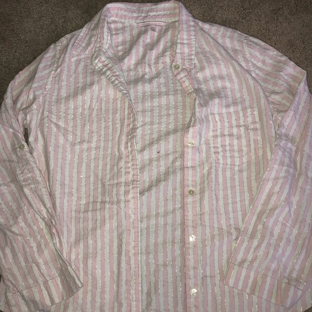 Victoria’s Secret Button Up Top SZ S/P CLEARANCE